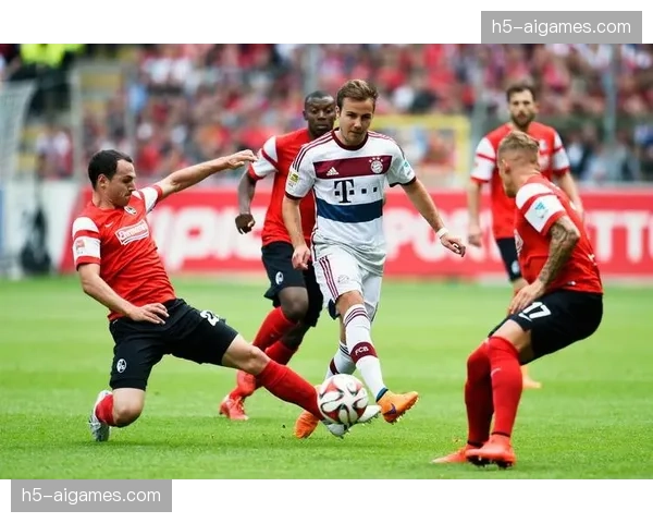 门兴格拉德巴赫2-2战平法兰克福，格策传射建功